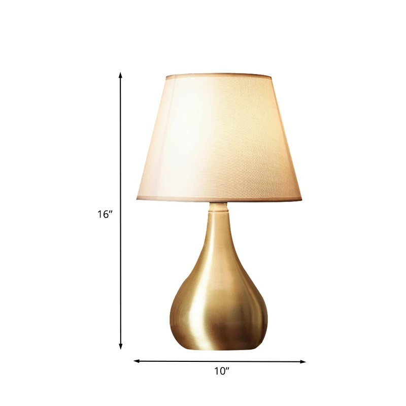 Metalen urnvormige tafellamp Simplicity 1-lichts nachtkastje met messing afwerking en ronde stoffen kap Clearhalo