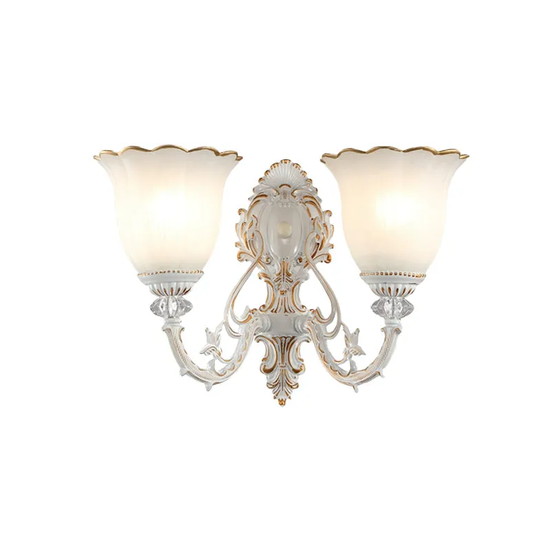 Metalen zwaaiarm schanslicht retro 2 lampen slaapkamer wandlamp met bloesem witte glazen kap Clearhalo