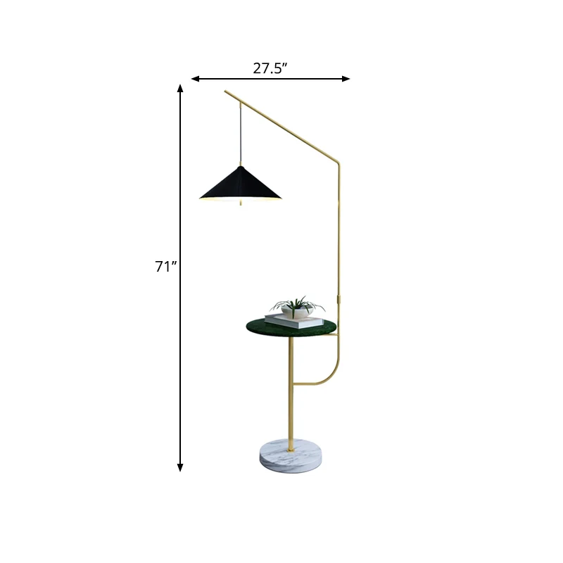Metallic conische schaduw vloerverlichting Post Modern 1-kops staande vloerlamp zwart en goud met plank Clearhalo