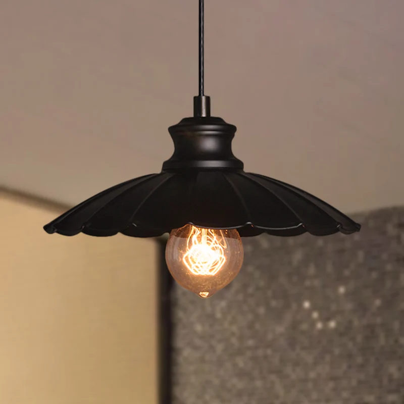 Metallic zwarte hanglamp geschulpte kap 1 licht retro-stijl hangende plafondlamp voor keuken Clearhalo