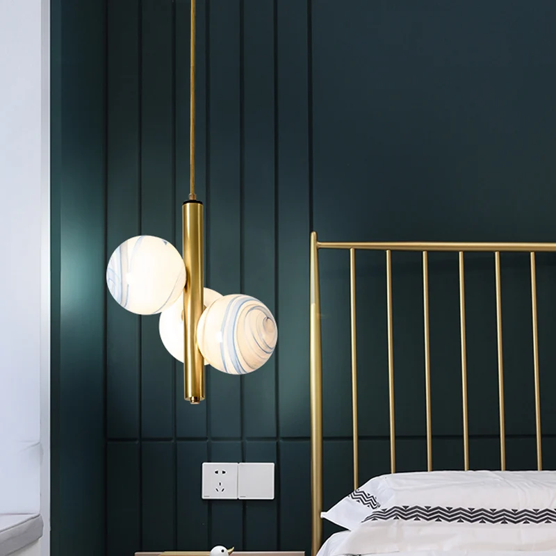 Minimalisme 3-kops kroonluchter licht messing Global LED hanglamp met matglazen kap Clearhalo
