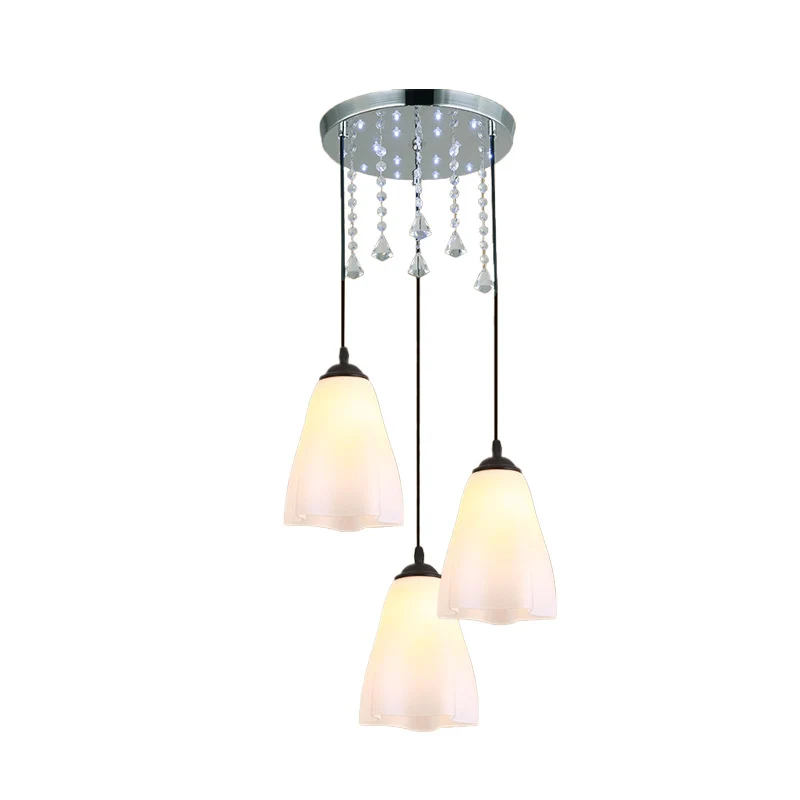 Minimalistische 3-lichts zwarte multi-lichthanger met bloemenaccent van wit glas en neerwaartse verlichting Clearhalo