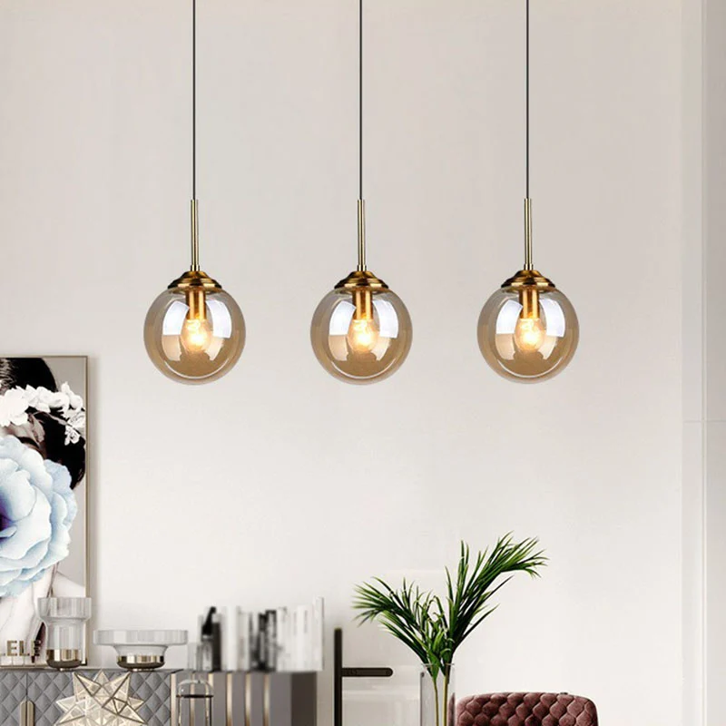Minimalistische bolvormige multi-plafondlamp van glas met 3 lampen en ophanging voor de eetkamer messing Clearhalo