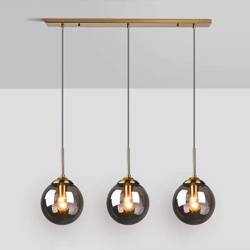 Minimalistische bolvormige multi-plafondlamp van glas met 3 lampen en ophanging voor de eetkamer messing Clearhalo
