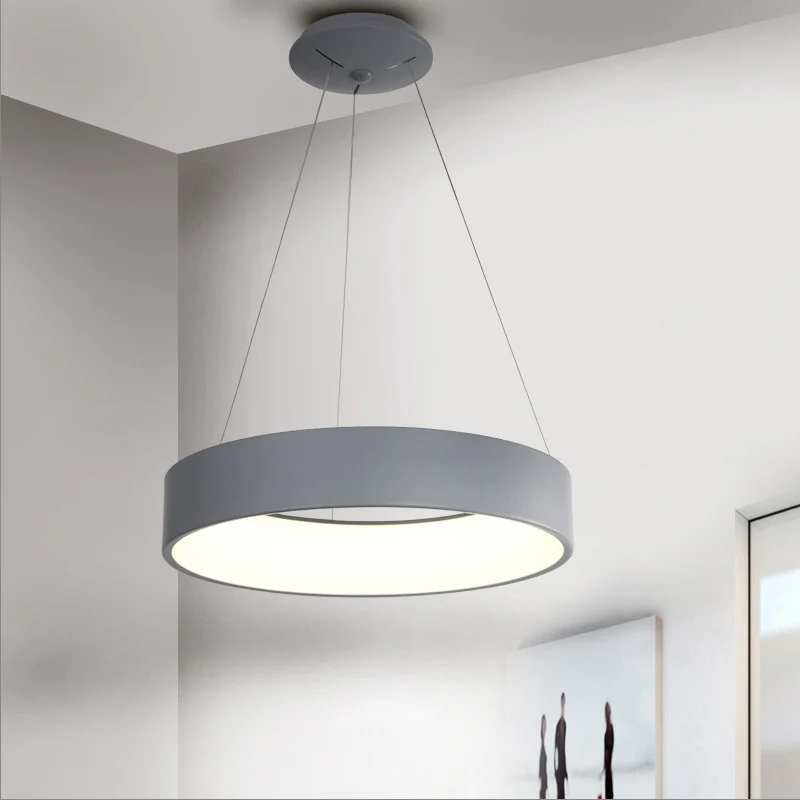 Minimalistische LED-hangende kroonluchter, grijs/witte cirkelvormige plafondhanglamp met acrylkap, 18"/23,5" W Clearhalo