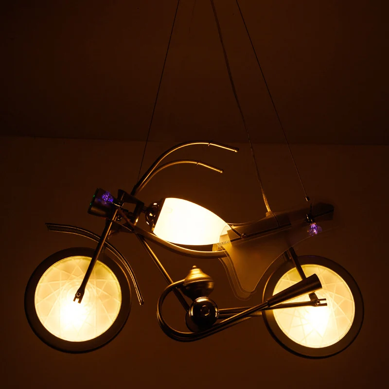 Moderne blauwe creatieve hanglamp Cartoon motorfiets 3-lichts hanglamp voor kinderslaapkamer Clearhalo