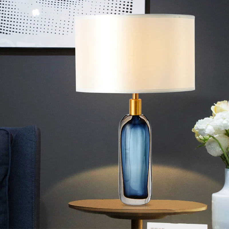 Moderne Drumtafellamp van stof, 1-lichts slaapkamerbureaulamp wit met gekleurde glazuurbasis Clearhalo