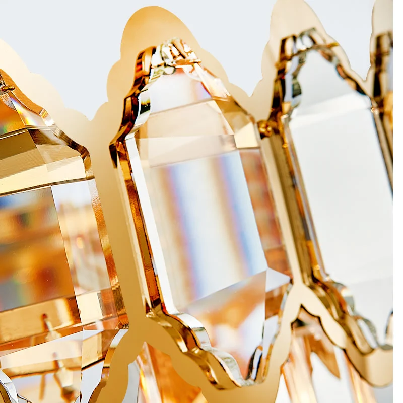 Moderne gelaagde kroonluchter licht gefacetteerd helder kristal prisma 8 lichts gouden hanglampset Clearhalo