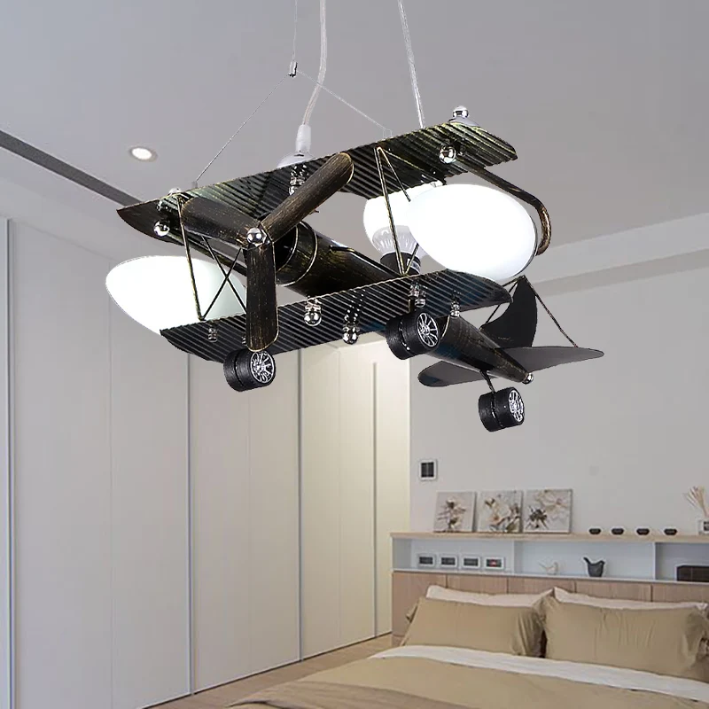 Moderne gevechtsvliegtuig hangende lichten metalen kroonluchter brons voor kinderslaapkamer Clearhalo
