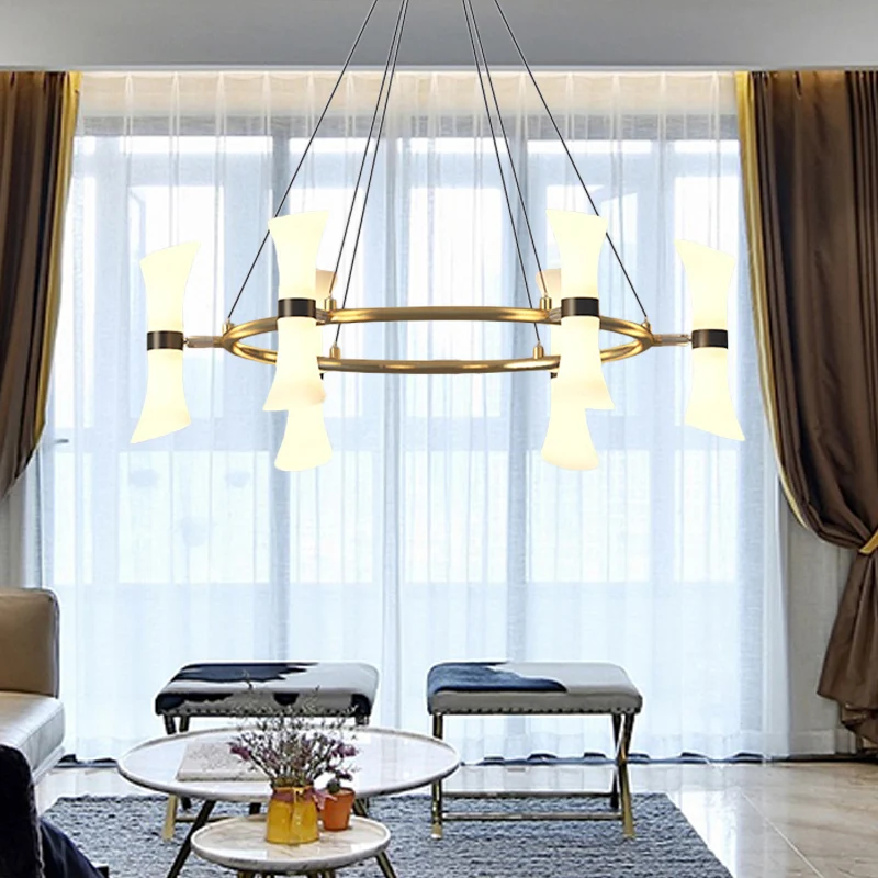 Moderne hangende kroonluchter met 6 koppen, goud uitlopende plafondophanglamp met matglazen kap Clearhalo