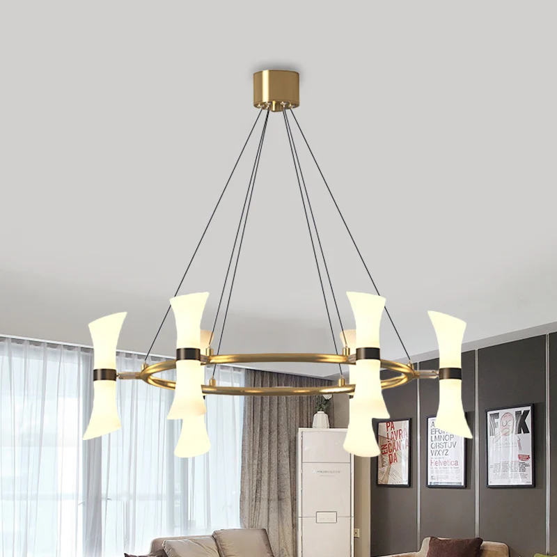 Moderne hangende kroonluchter met 6 koppen, goud uitlopende plafondophanglamp met matglazen kap Clearhalo