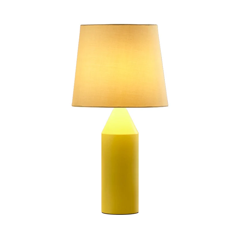 Moderne Macaron gekleurde bureaulamp Pen 1 kop stoffen tafellamp met taps toelopende kap voor restaurant Clearhalo