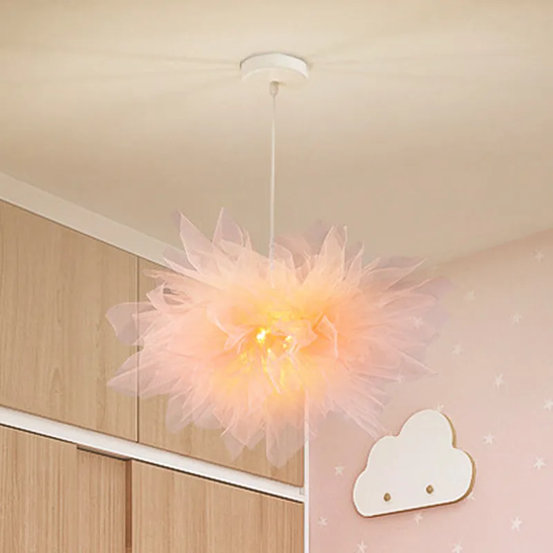 Moderne stijl bloesem hanglamp met de hand genaaid katoengaren 1-lichts slaapkamerplafondlamp wit/roze Clearhalo