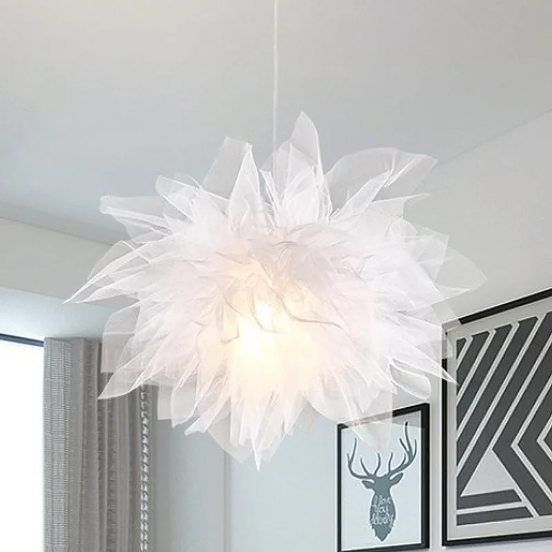 Moderne stijl bloesem hanglamp met de hand genaaid katoengaren 1-lichts slaapkamerplafondlamp wit/roze Clearhalo
