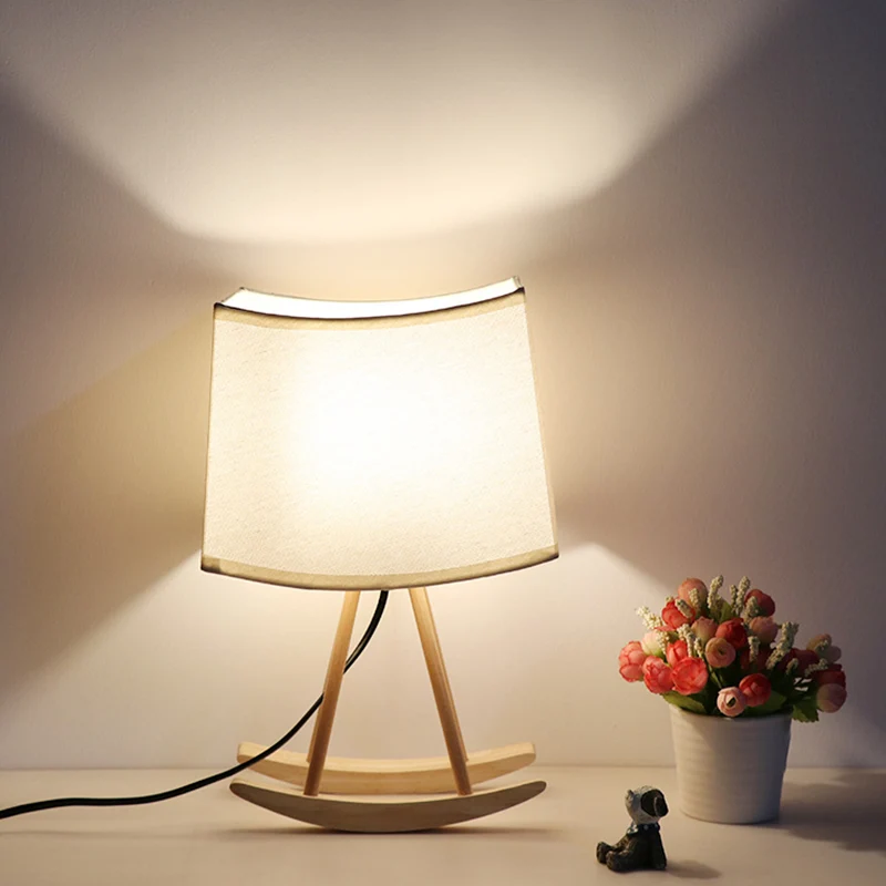 Moderne, stoffen tafellamp met 1 lamp, kleine bureaulamp wit met houten voet Clearhalo