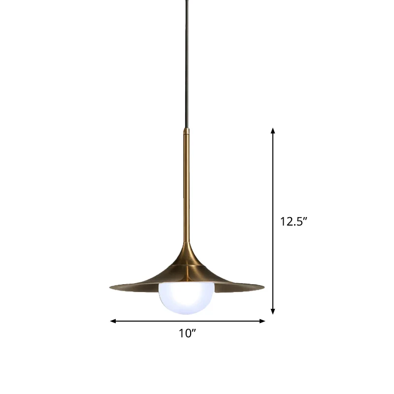 Modernisme ijzeren hoornvorm, plafondlamp met 1 kop messing met bolvormige melkglazen kap Clearhalo