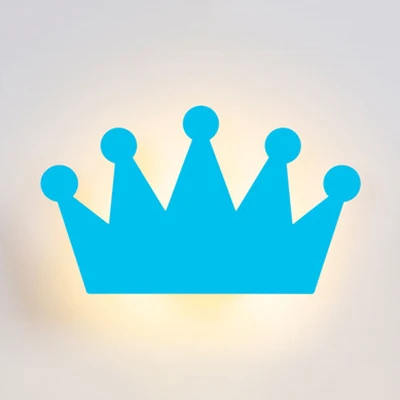 Mooie Cartoon Crown Wandlamp Hout Energiebesparende LED-wandkandelaar voor kinderslaapkamer Clearhalo