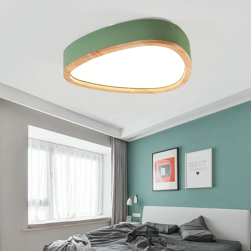 Mooie druppelvormige plafondlamp van hout en acryl LED-plafondarmatuur voor jongensslaapkamer Clearhalo