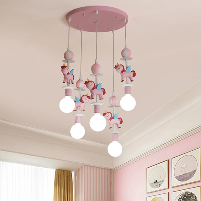 Multi-plafondlamp eenhoornvorm, cartoon hars, 5 lampen, roze/blauwe afwerking, hanglampenset met ronde luifel Clearhalo