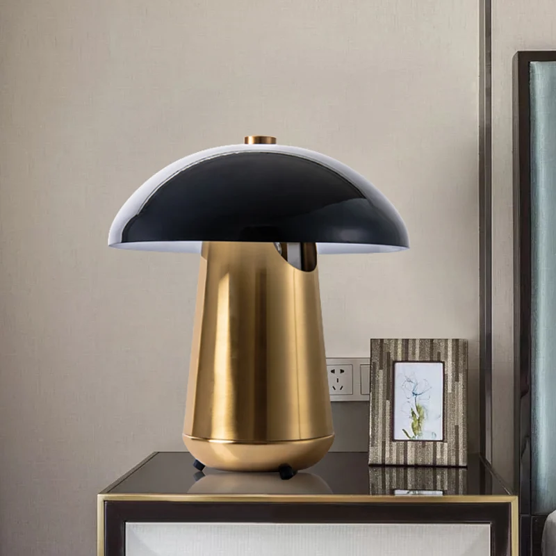 Mushroom Task Lighting Modern Metaal 1 Lamp Zwart en Goud Kleine Bureaulamp, 8"/12" Breed Clearhalo