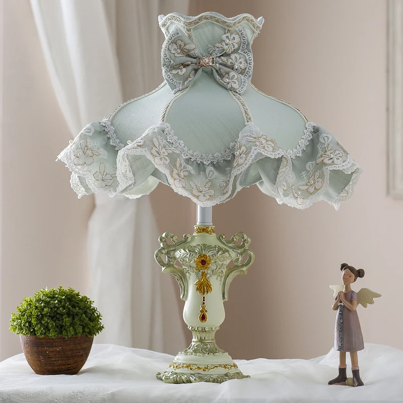 Nachtkastje van stof met ruches, pastorale stijl, blauw nachtkastje met 1 lamp voor meisjesslaapkamer Clearhalo