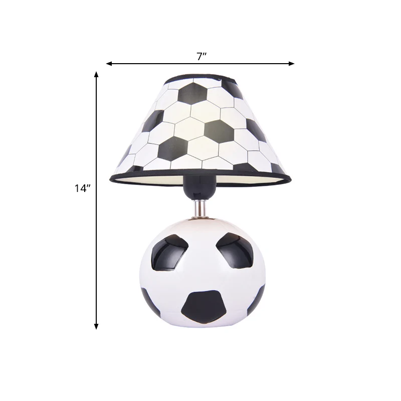 Nachttafellamp van voetbalachtig keramiek Cartoon 1-kops witte en zwarte nachtlamp met conische plastic kap Clearhalo