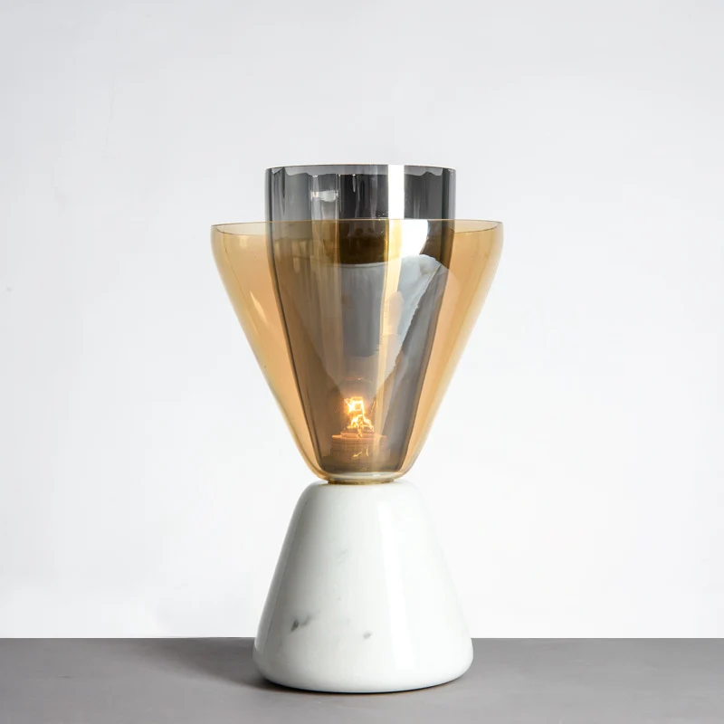Omgekeerde dubbele conische tafellamp Postmodern amber en rookgrijs glas Enkel woonkamernachtlampje wit Clearhalo