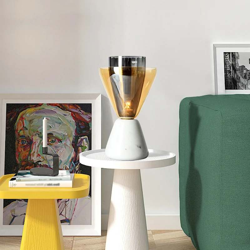 Omgekeerde dubbele conische tafellamp Postmodern amber en rookgrijs glas Enkel woonkamernachtlampje wit Clearhalo