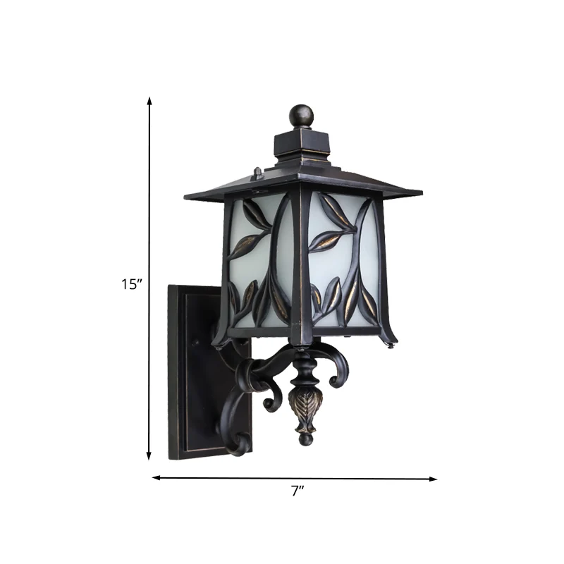 Opaalglas zwarte blaker schaduwlantaarn 1 lamp landelijke wandverlichting met bladmotief Clearhalo