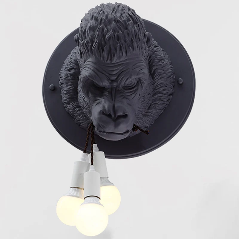 Orang-oetan hoofd wandgemonteerde lamp decoratieve hars 3 lampen zwart/witte wandkandelaar voor veranda Clearhalo