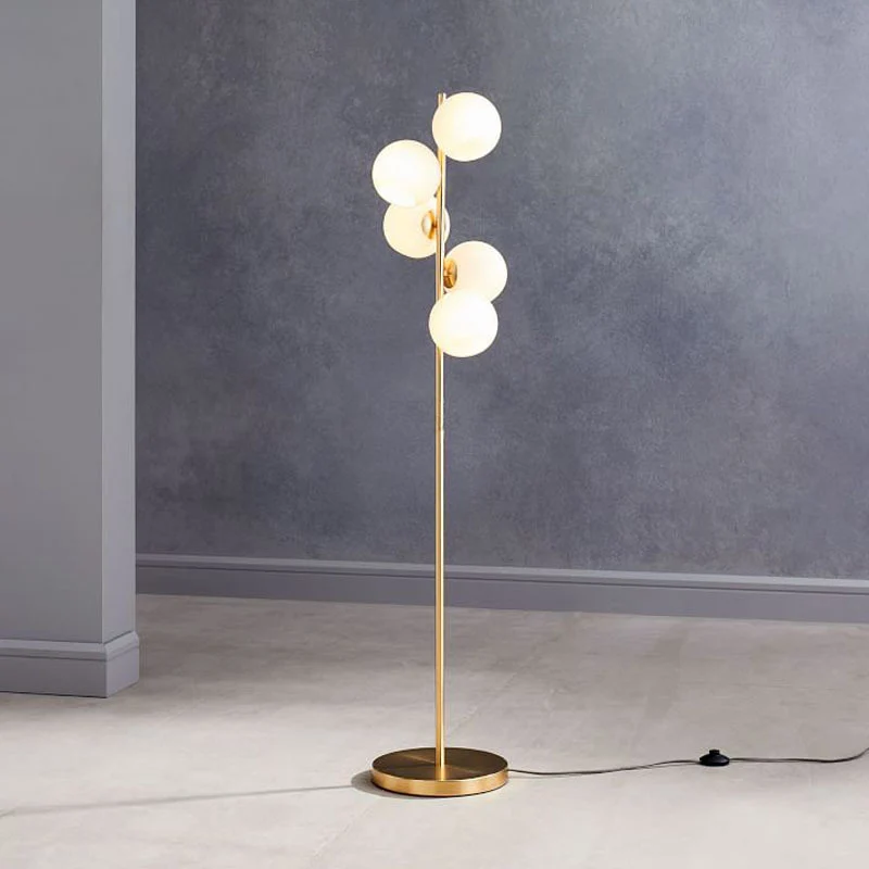 Orb staande lamp moderniteit melkachtig glas 5-lichts gouden leesvloerverlichting voor woonkamer Clearhalo