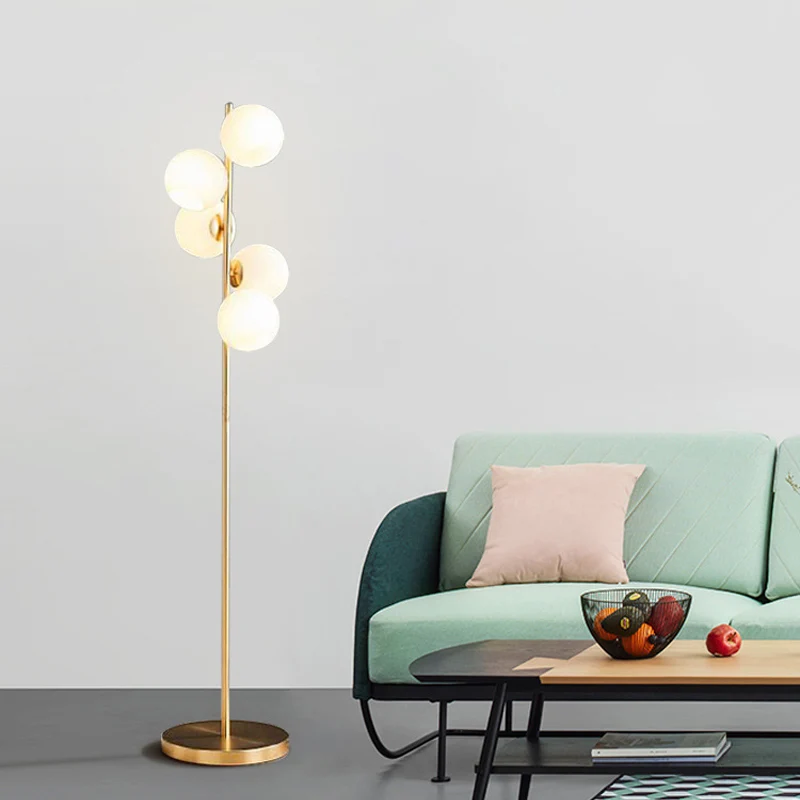 Orb staande lamp moderniteit melkachtig glas 5-lichts gouden leesvloerverlichting voor woonkamer Clearhalo