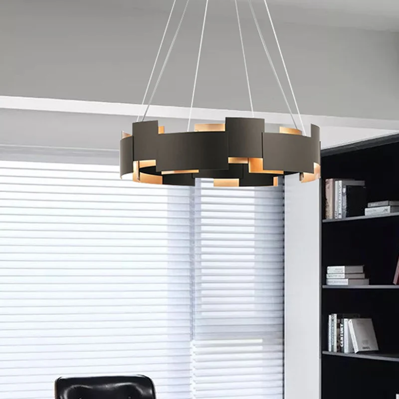 Ovaal Piecing Parlor Suspension Light Iron 8 lampen Moderne stijl kroonluchter zwart en goud aan de binnenkant Clearhalo