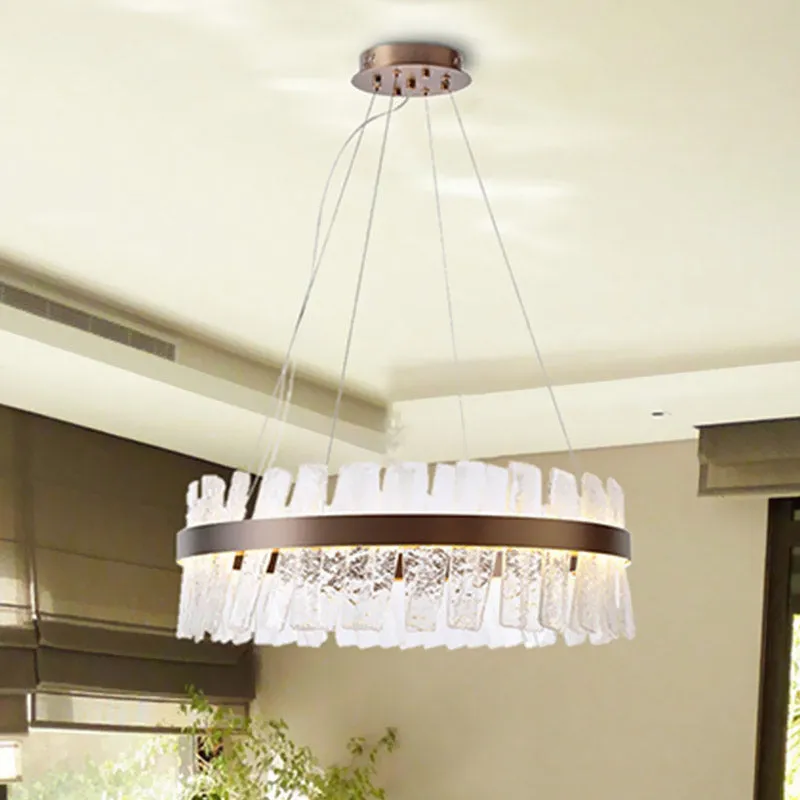 Ovale LED-kroonluchter, hedendaagse gouden getextureerde kristallen hangende hanglamp boven tafel Clearhalo