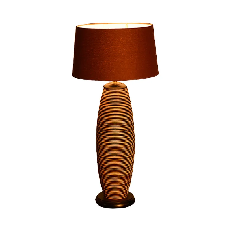 Ovale taakverlichting Azië hout 1 lamp koffie kleine bureaulamp met trommelstof kap Clearhalo
