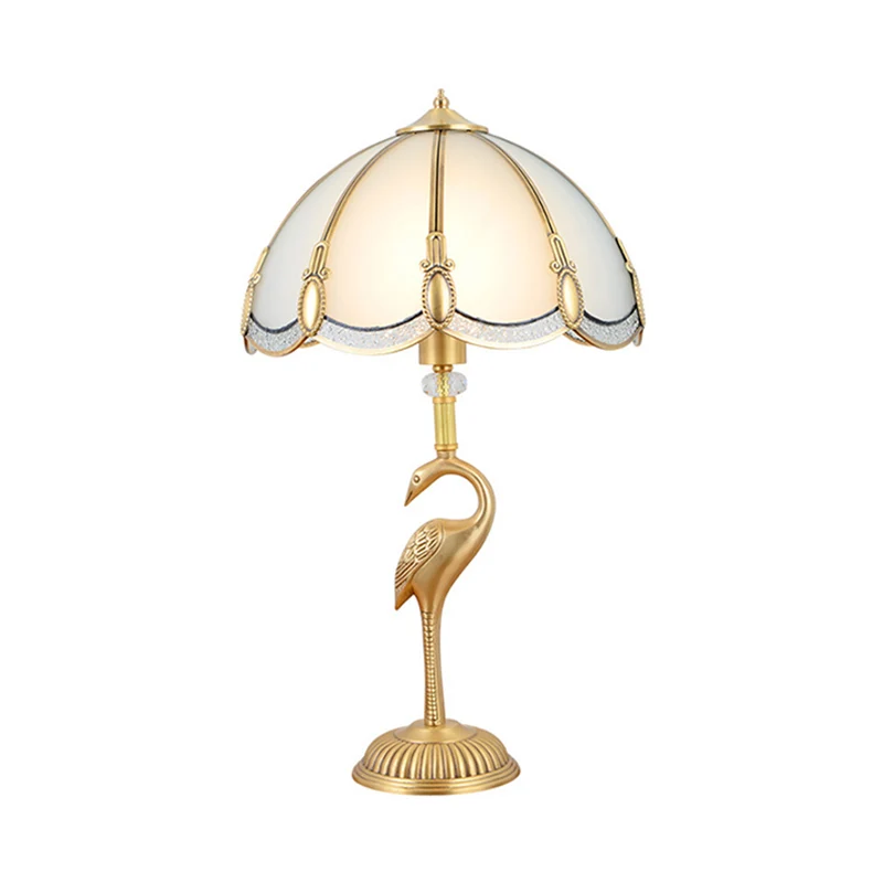 Pauwenveer afgeschuinde glazen tafelverlichting Minimalisme 1-lichts woonkamer nachtkastjelamp messing Clearhalo