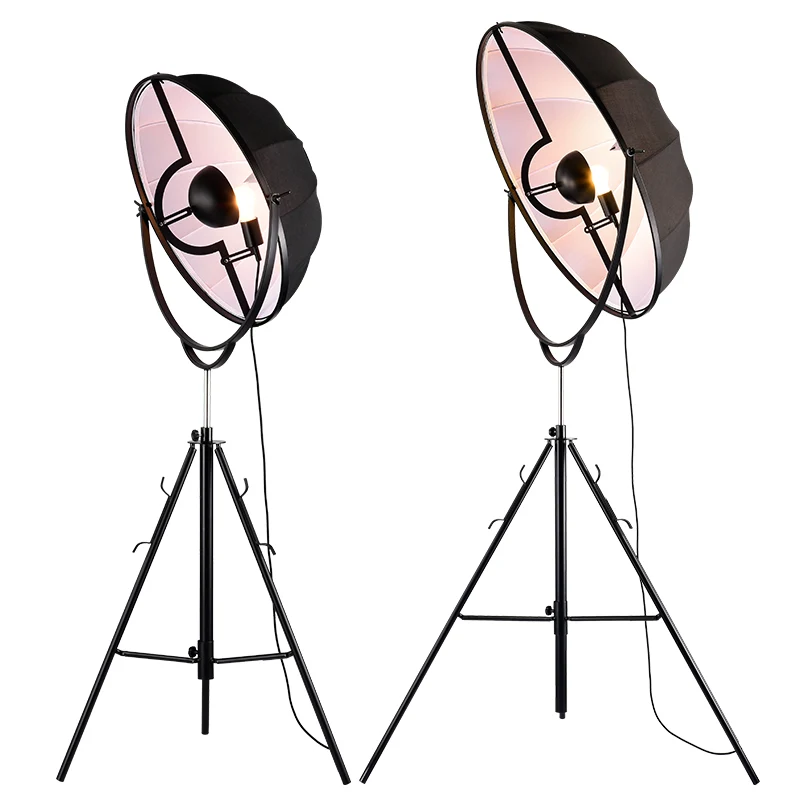 Radar Studio vloerspot industriële stijl stoffen 1-lichts zwarte vloerlamp met statief Clearhalo