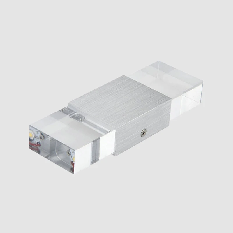 Rechthoekige acryl LED omhoog en omlaag wandkandelaar Moderne 1-lichts zilveren wandlamp warm/wit licht Clearhalo