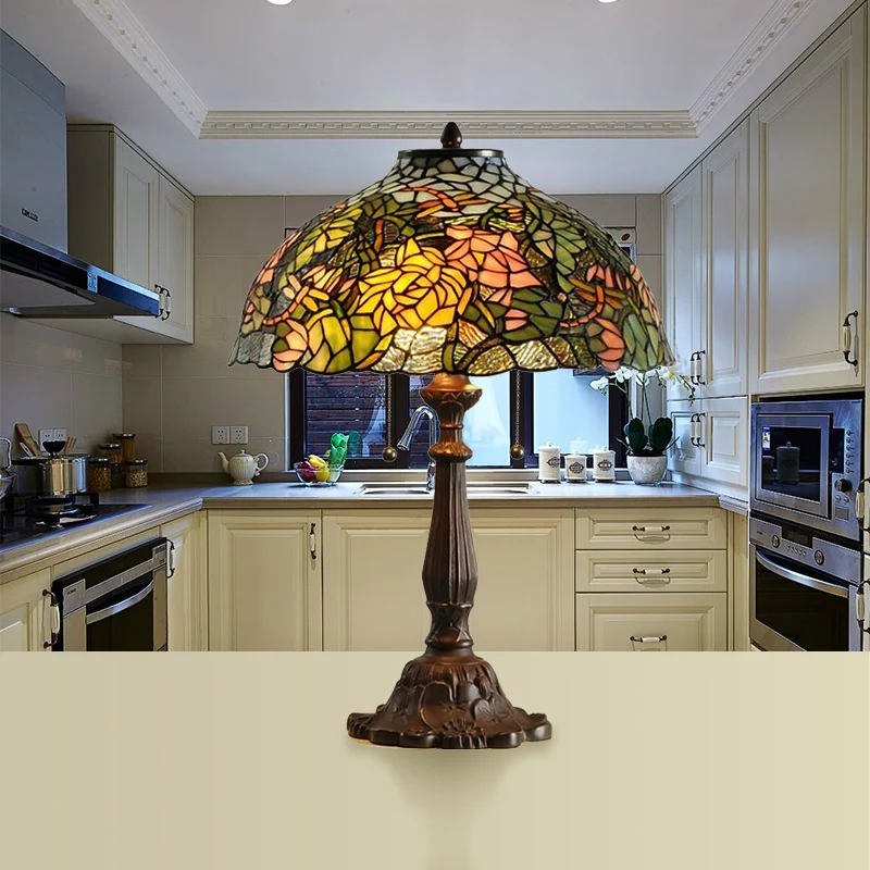 Retrostijl Dome Shade Accentlamp Gebrandschilderd glas 1/2 Lichten Kleurrijke Accent Tafellamp met bloemenpatroon Clearhalo