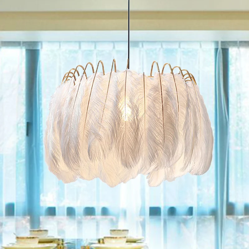 Romantische Drum-hanglamp 1-lichts veren- en metalen ophanglamp wit voor een volwassen slaapkamer Clearhalo