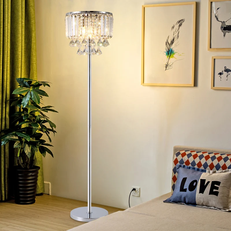 Ronde vloerleeslamp met 1 kop, eigentijds chroomkristaldraperend staand licht voor een grote kamer Clearhalo