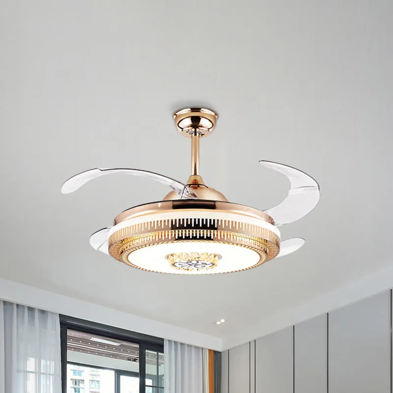 Ronde woonkamerventilator Verlichting Modernisme Kristal 4-bladige gouden LED semi-inbouw plafondlamp, 42" breed Clearhalo