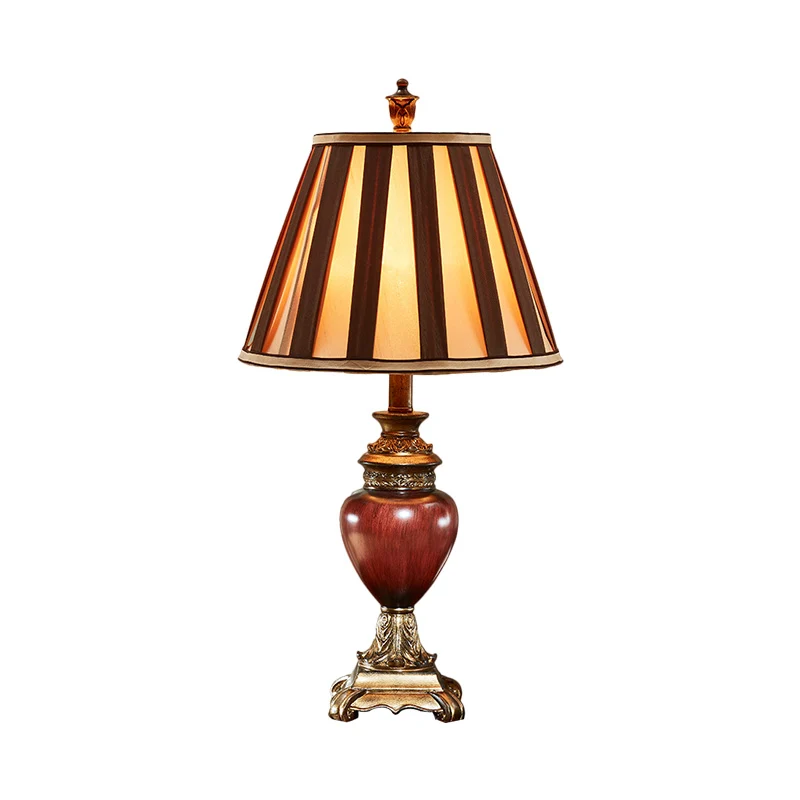 Roodbruine, taps toelopende design-nachttafellamp, vintage stijl stoffen 1-koppige logeerkamer bureaulamp Clearhalo