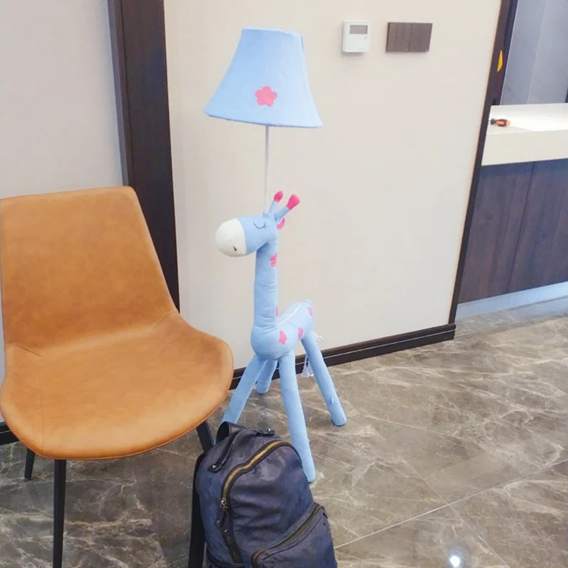 Rood/Gele Bell Shade Staande Vloerlamp Kinderen 1 Kop Stoffen Vloerlamp met Giraffe Basis voor Woonkamer Clearhalo