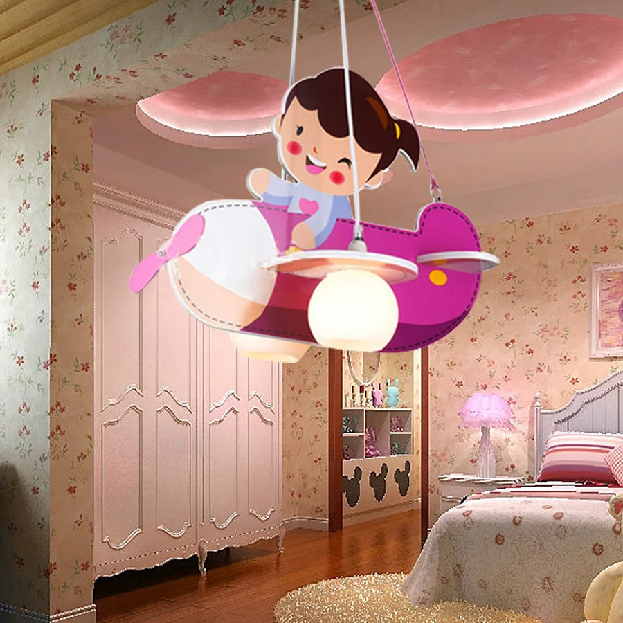 Roze vliegtuig hanglamp met klein meisje 2 lichtjes cartoon houten kroonluchter voor kinderslaapkamer Clearhalo