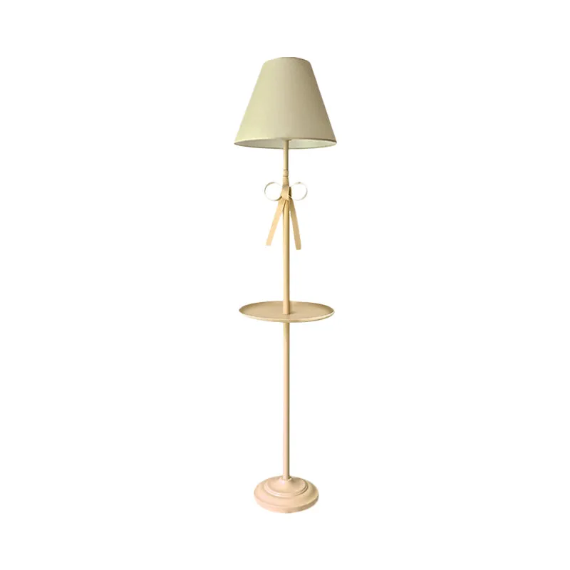 Roze/Gele Conische Staande Vloerlamp Kinderstijl 1 Lamp Geplooide Stoffen Staande Lamp Met Tafel Clearhalo