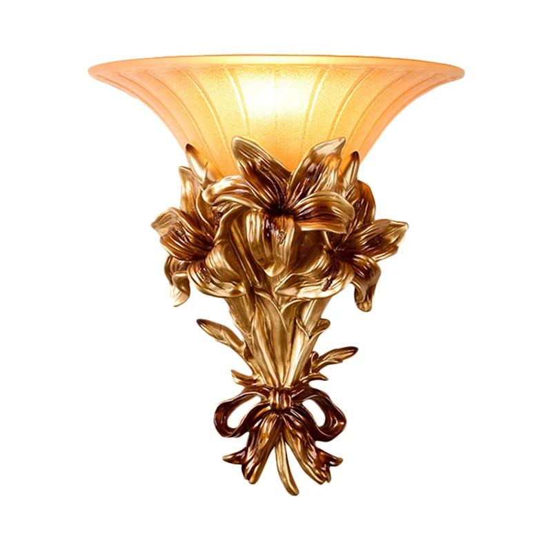 Roze/gouden 1-lichts wandkandelaar retro hars bloemen wandgemonteerde lamp met trompetglazen kap Clearhalo