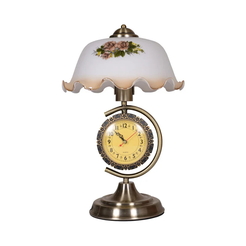 Ruffle Bowl Shade Opal Glass Table Lamp Pastorale Single Zitkamer Nachtlampje met C Arm en Klok Messing Clearhalo