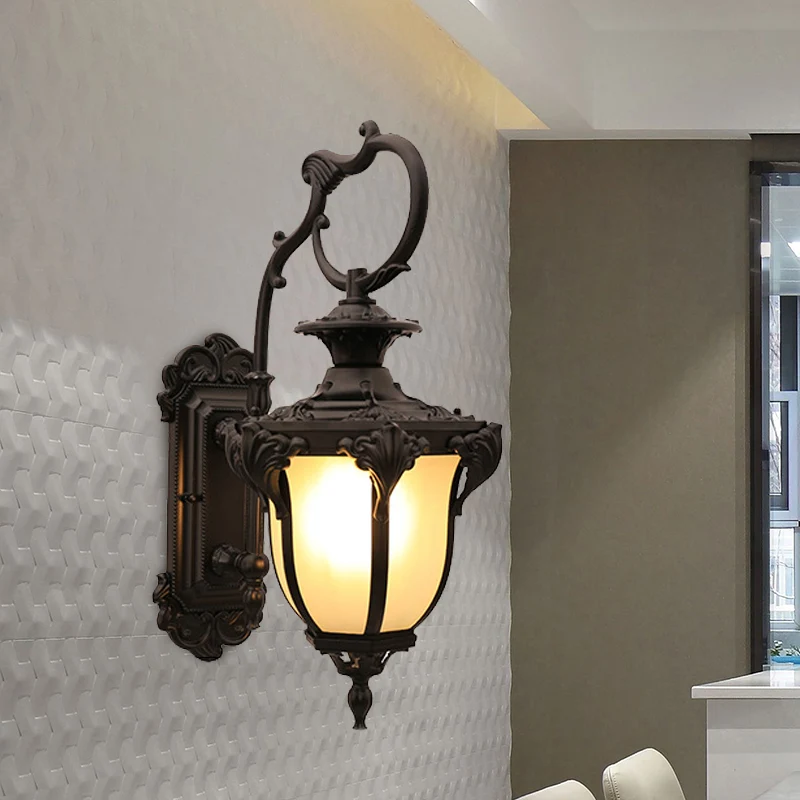 Rustieke eikelvormige wandmontage verlichting 1 kop matglazen wandlamp schans zwart/rood voor binnenplaats Clearhalo