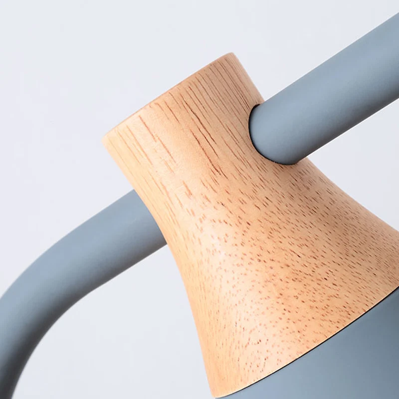 Scandinavische stijl kegelvormige bureaulamp met stekkersnoer Metalen 1-kops bureaulamp voor slaapzaal Clearhalo